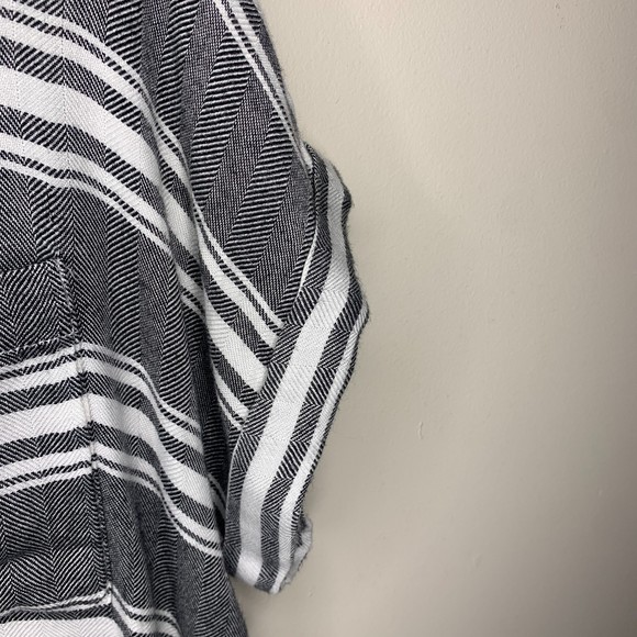 beachlunchlounge collection short sleeve button down shirt size medium - Picture 4 of 6